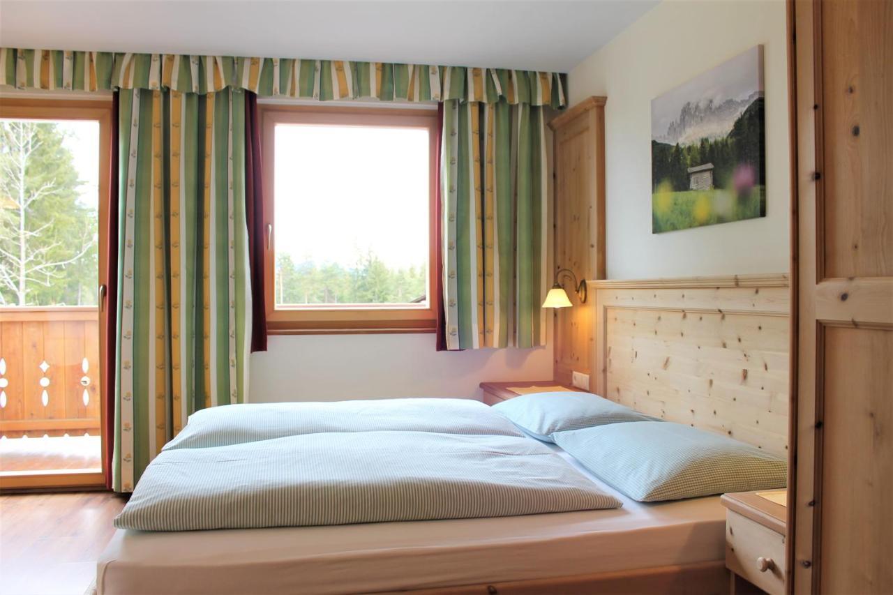 Hotel Landgasthof Laerchenwald คอลเลปิเอตรา ภายนอก รูปภาพ